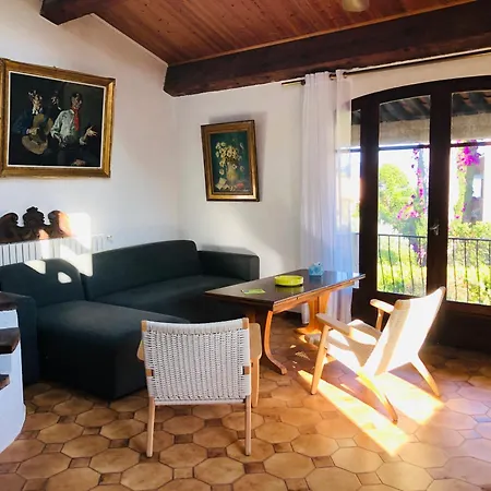 Casa Scaglione - Camara Giallu Couette-café Grosseto-Prugna